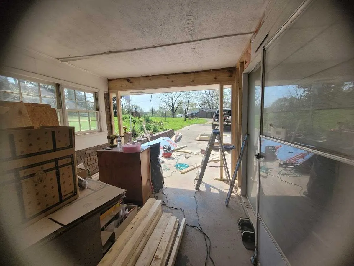 Air movers and dehumidifier for Drying & Dehumidification in Williamstown